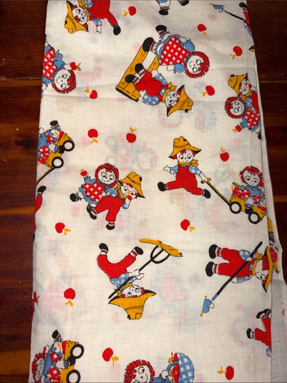 Vintage fabric Rare Raggedy Ann and Andy  Apple Picking Orchard Wagon Fabric